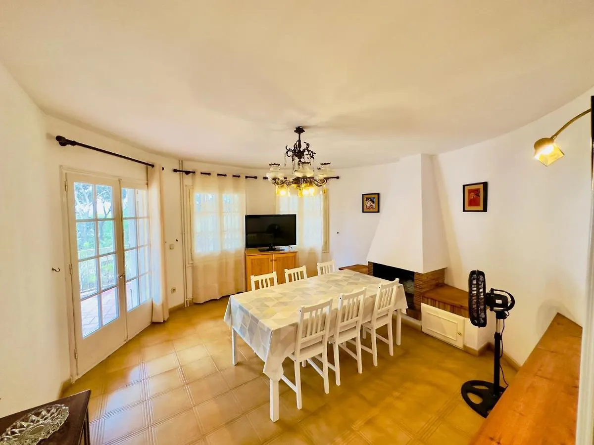 Vila Trill Brisas Kim Casa Estartit Rocamaura Torroella de Montgrí Španělsko